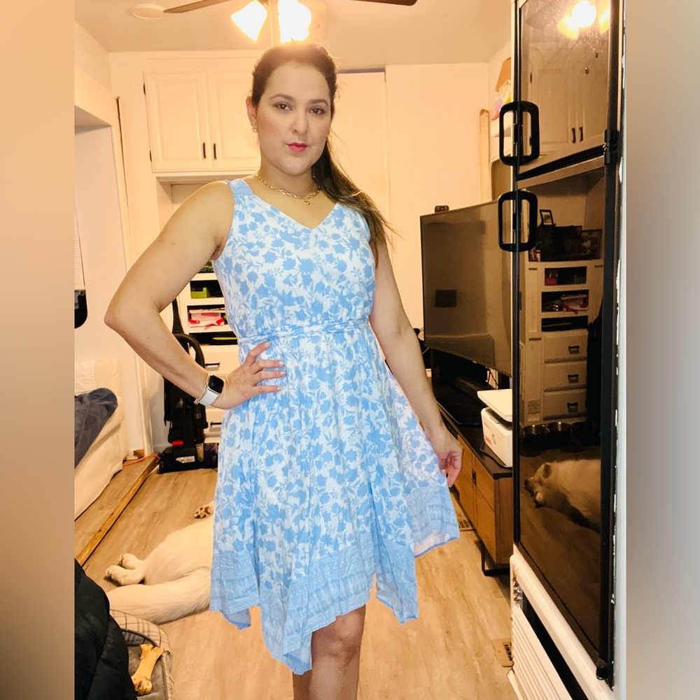 Gorgeous asymmetric print dress
